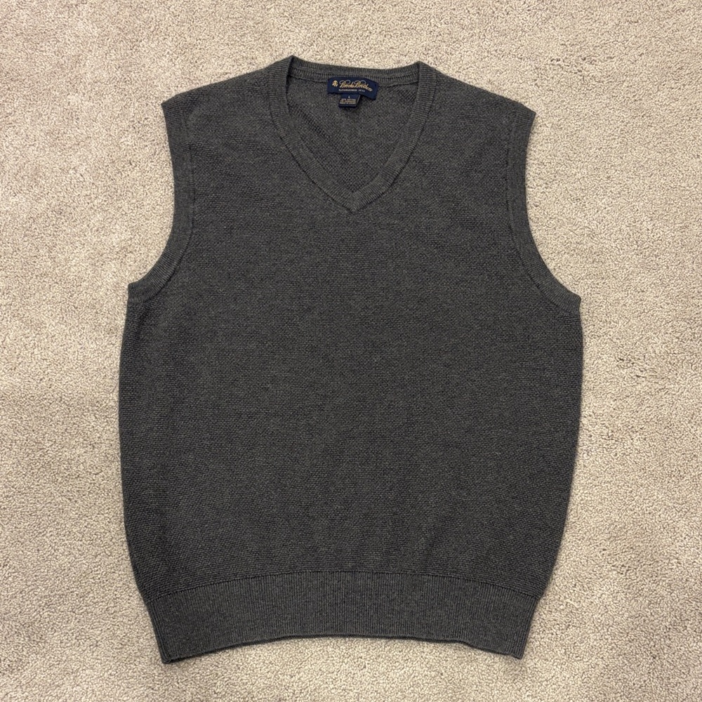 Brooks Brothers Men’s Gray Sweater Vest